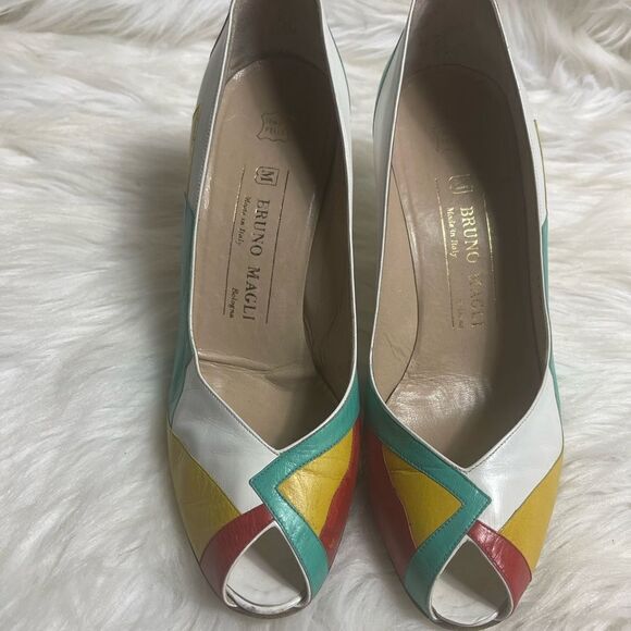 Bruno Magli leather multi color patchwork slip on heels peep toe size 7.5 - Picture 2 of 9
